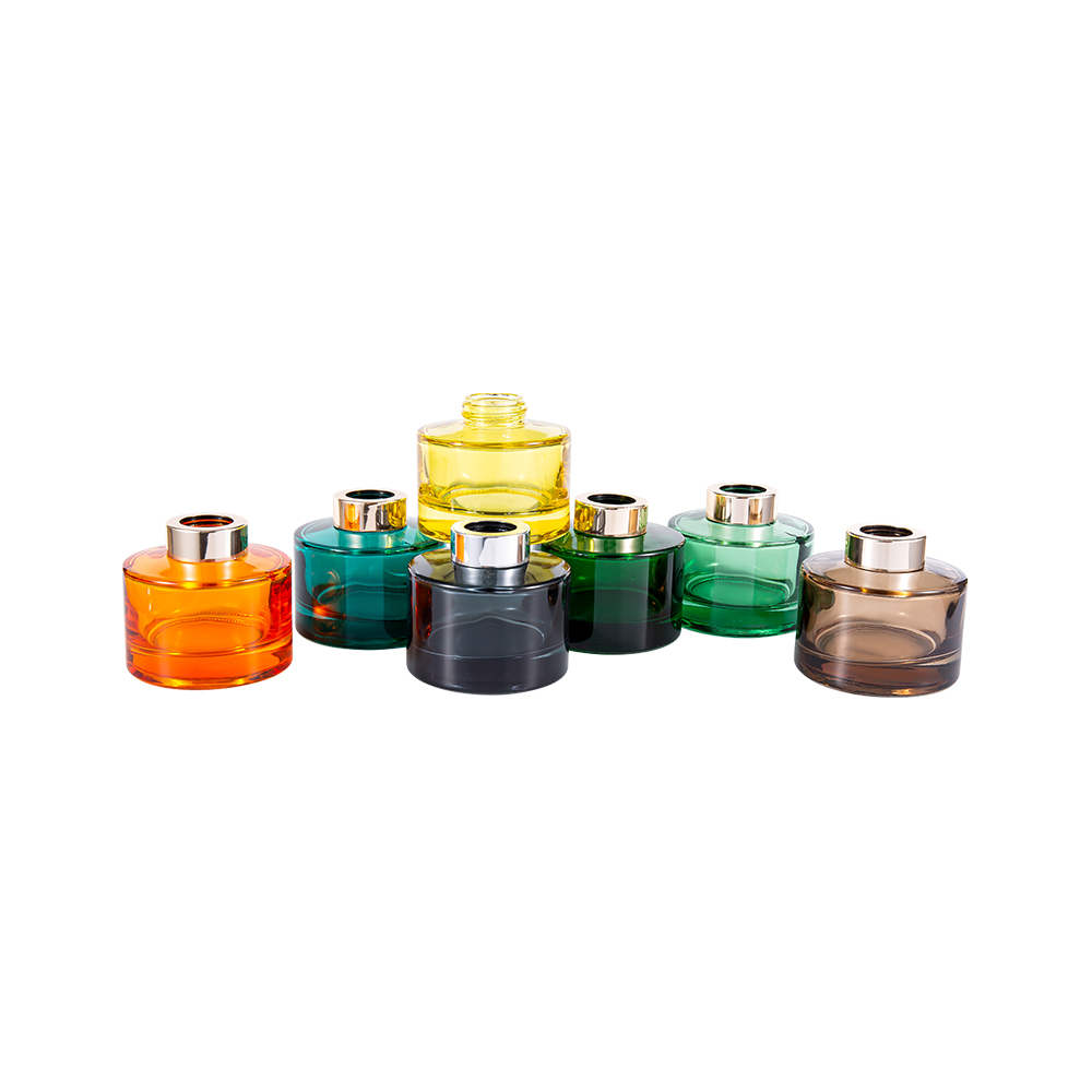 Bouteille de diffuseur enduite de couleur 100ML avec grand capuchon en aluminium UV de 28mm